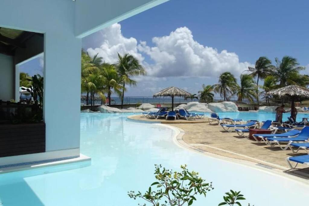 Superbe studio supérieur neuf avec balcon Saint-Francois (Grande-Terre) Extérieur photo